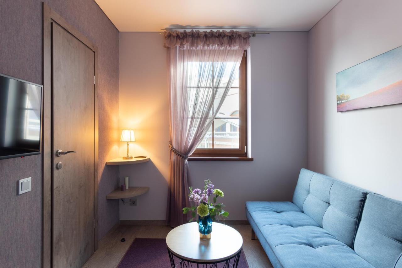 Lavender Inn Guest House Viesvenai 외부 사진