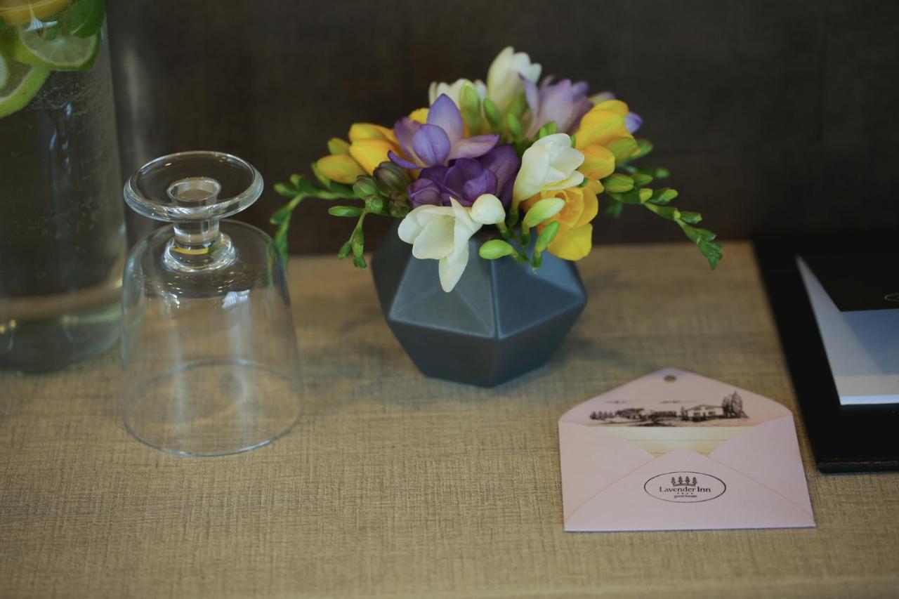 Lavender Inn Guest House Viesvenai 외부 사진