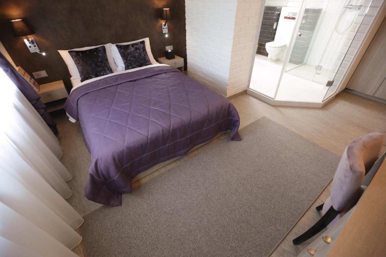 Lavender Inn Guest House Viesvenai 외부 사진